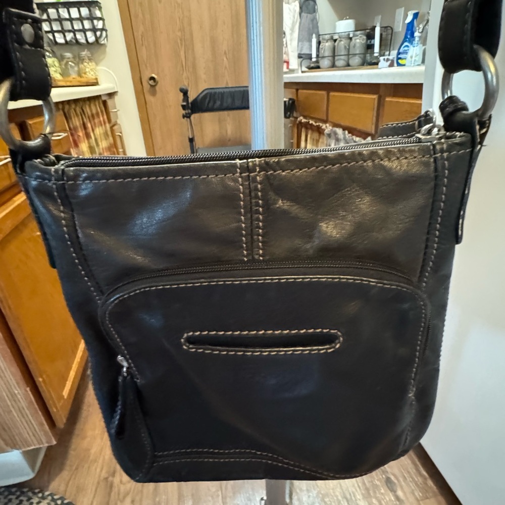 Fossil Black Crossbody Bag - Picture 2 of 7